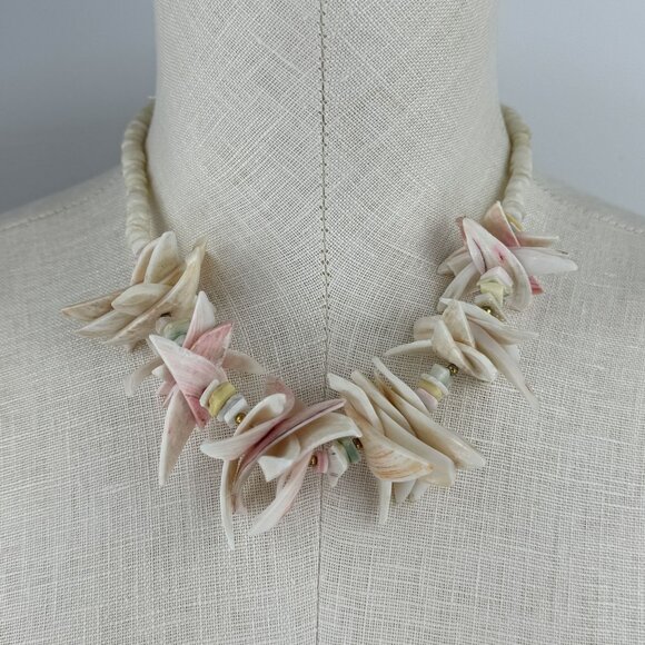 Vintage Seashell Necklace Natural Tropical Puka Shell Choker Pink White 18" - Picture 1 of 10